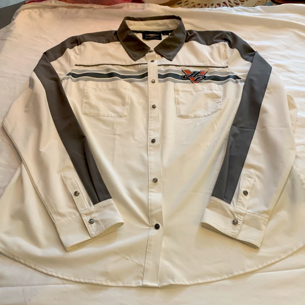 Genuine Harley-Davidson motorclothes long sleeve (Coolcore) shirt - Size XL.